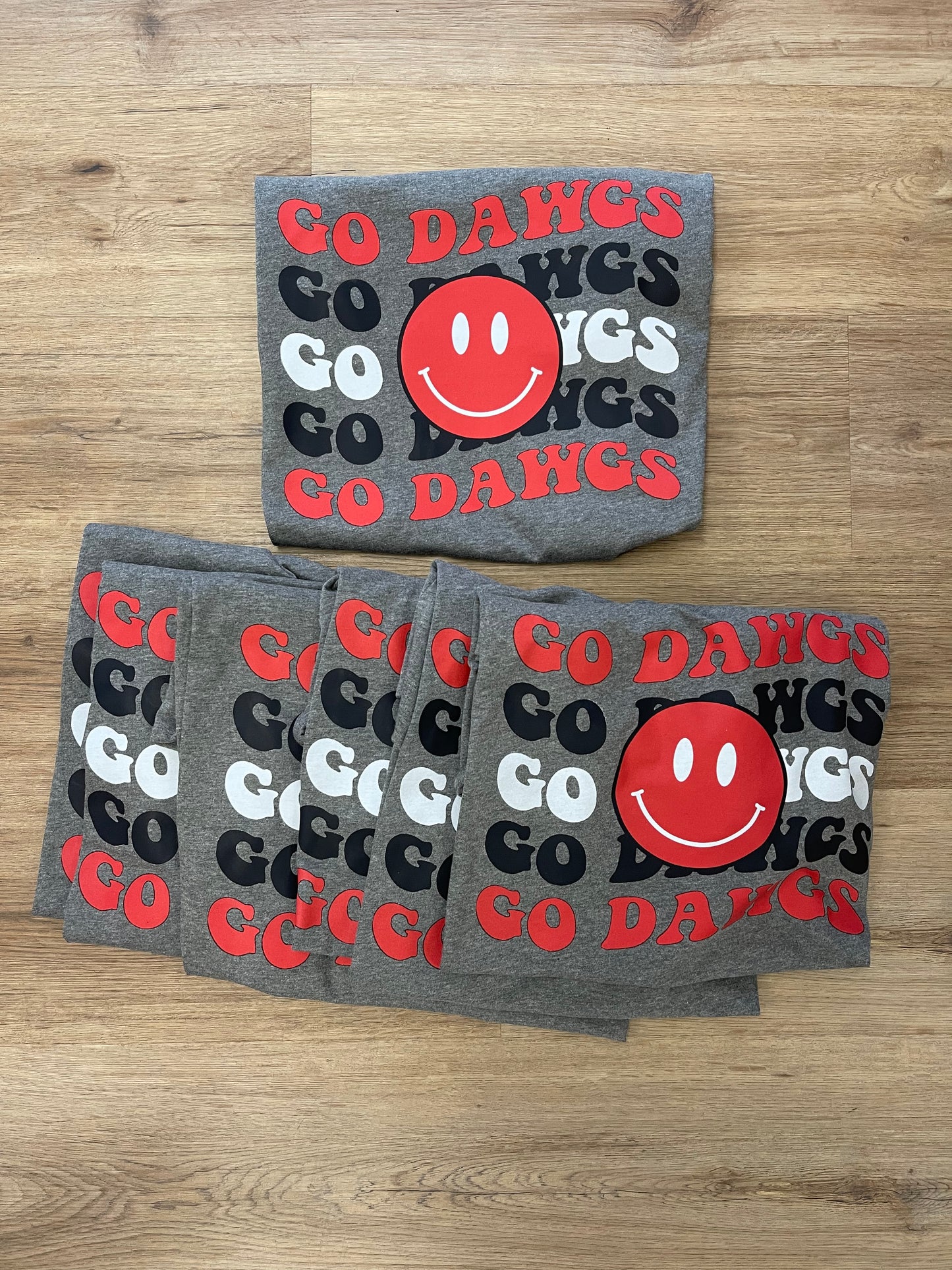 Go Dawgs wavy smiley